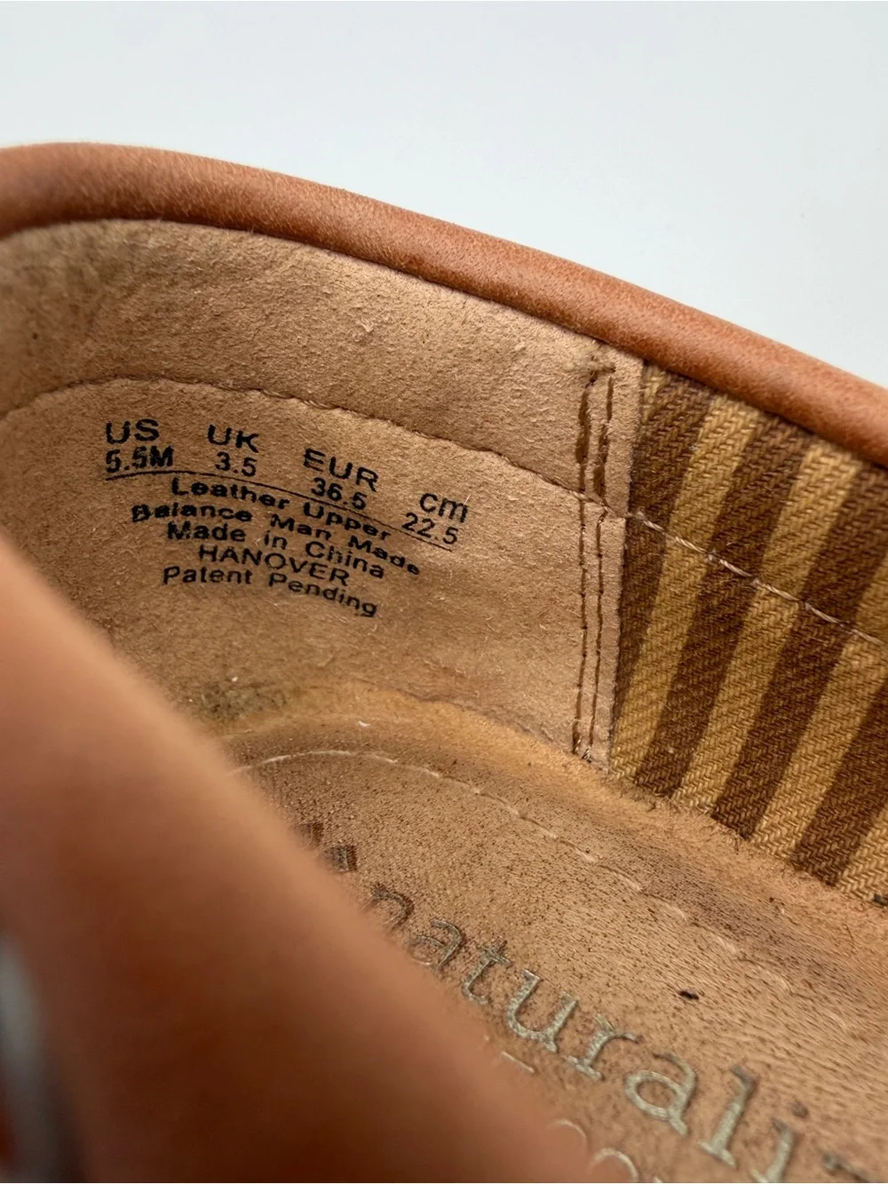 Naturalizer Women’s Tan Leather Slip-On Moccasin Loafers